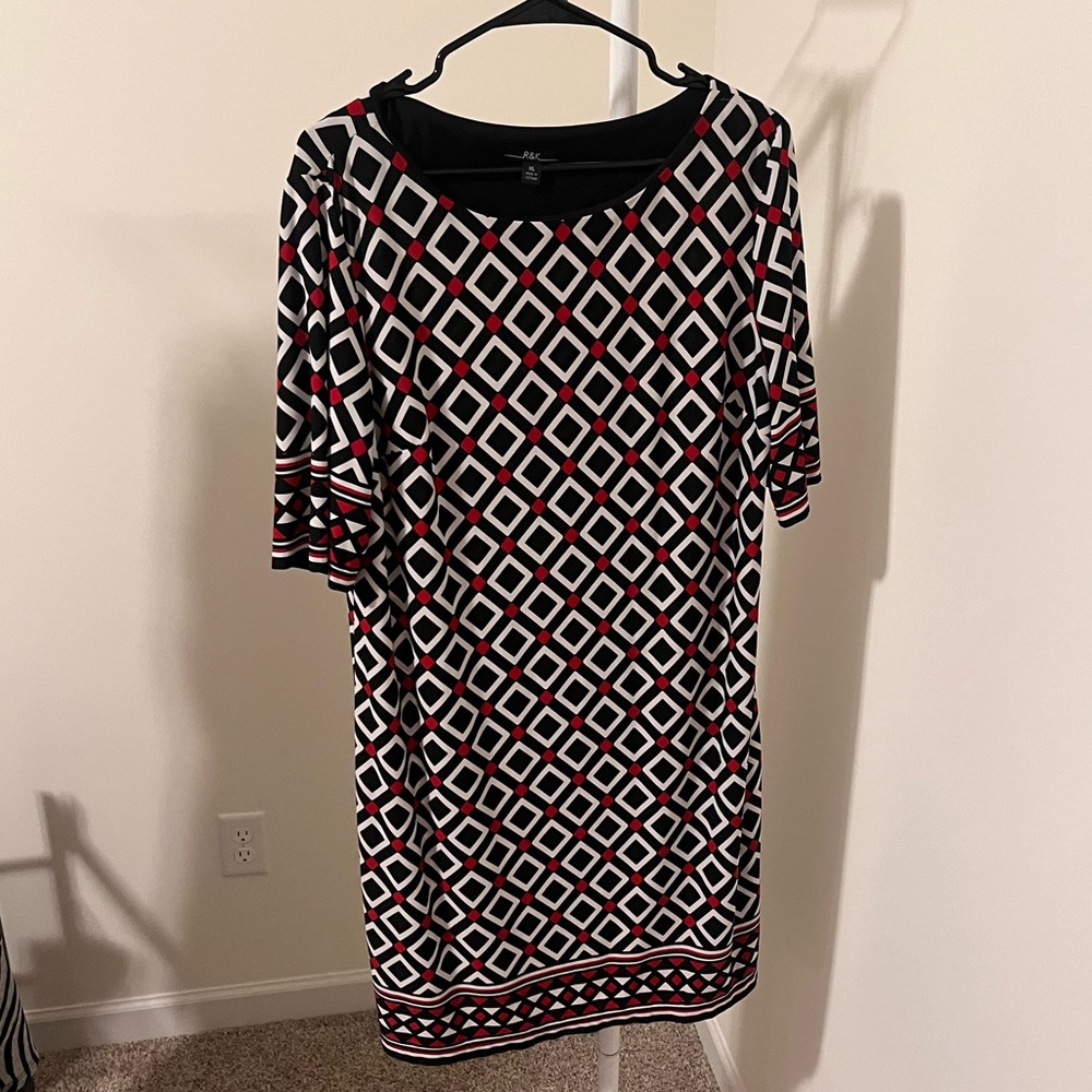Women’s XL Geometric knee length dress